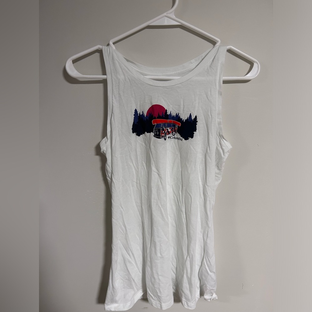 Columbia 
Woman’s
White tank top